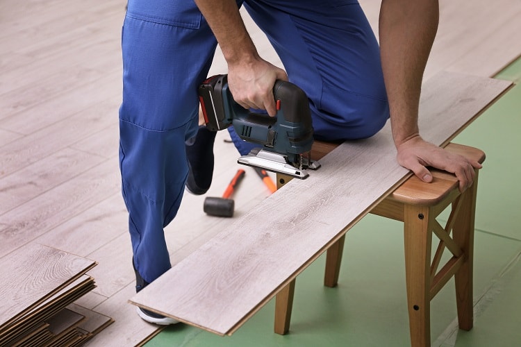 Best Electric Saw for Cutting Floorboards