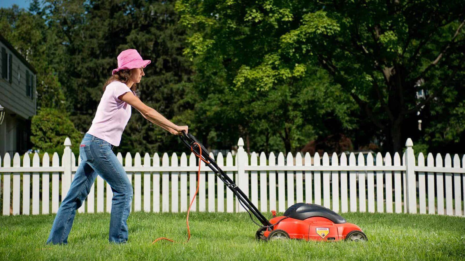 Best-Lawn-Mower-for-Medium-Yard