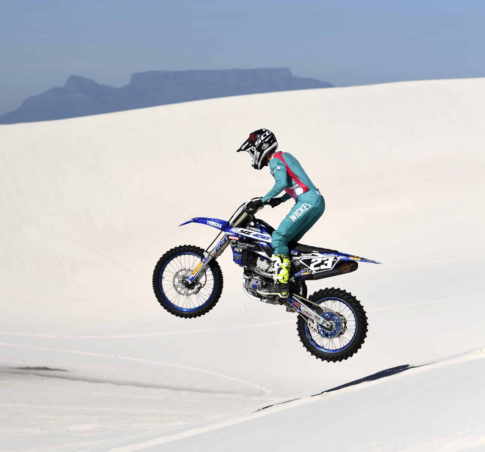 sand dunes dirt bike